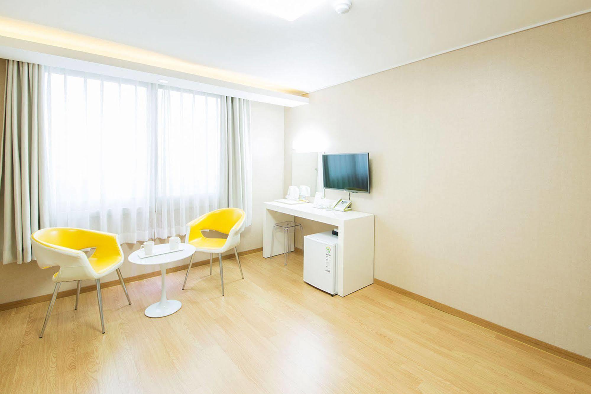 Hotel Ciel Bleu Jeju Extérieur photo
