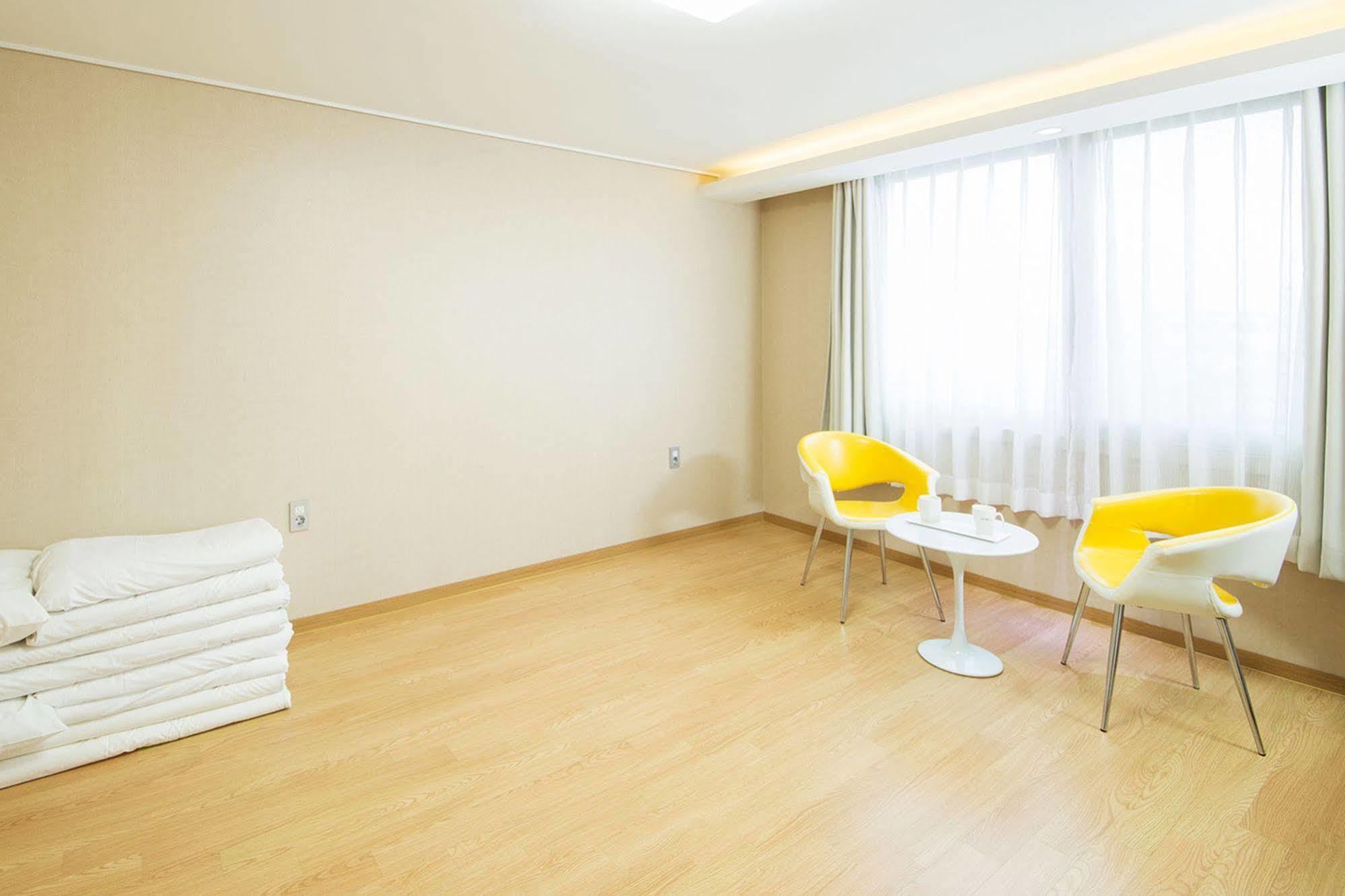 Hotel Ciel Bleu Jeju Extérieur photo